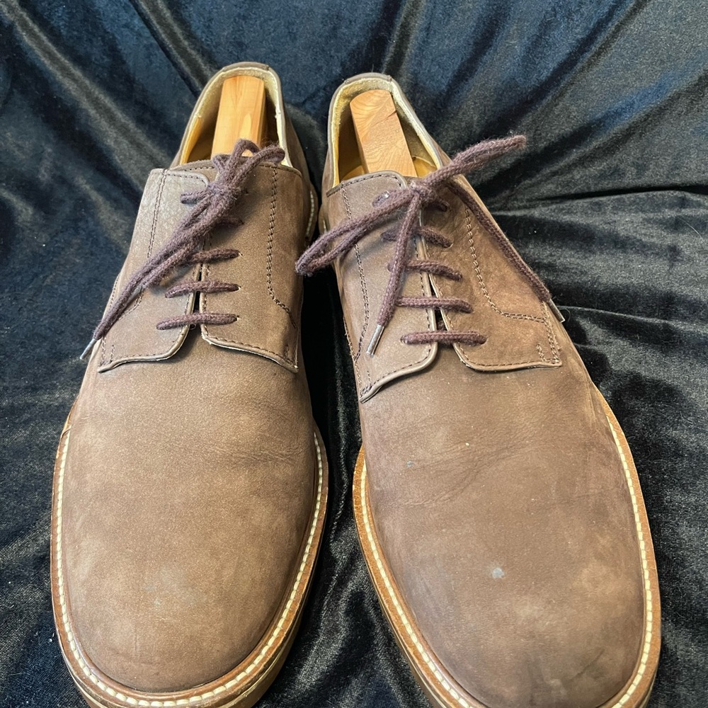 Tommy Bahama Brown Suede Derbys